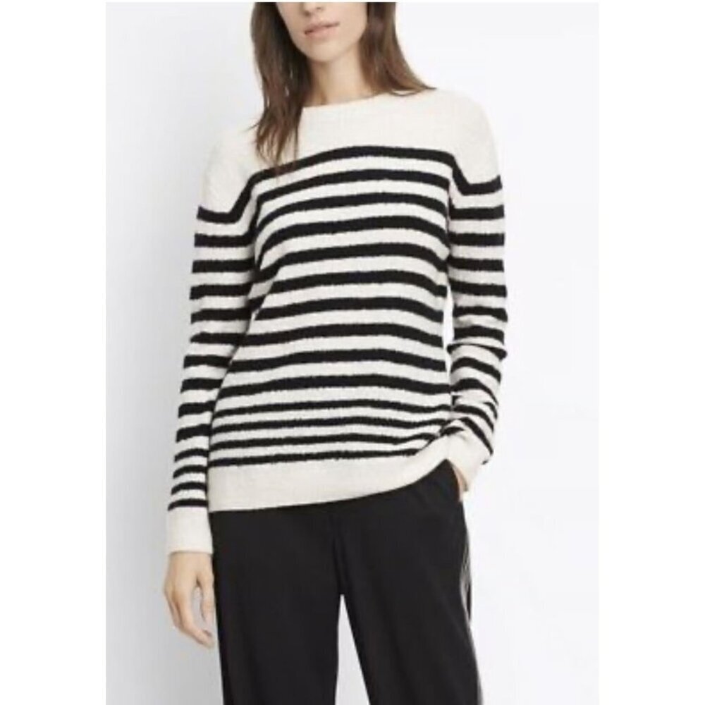 VINCE Wool Bouqle Engineered Stripe Crew Sweater Size Medium 23342